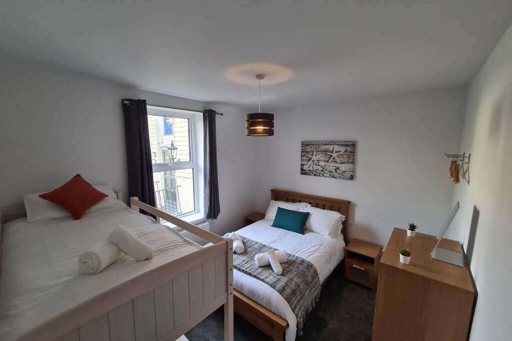 Beautiful Seaside Apartment With Parking Ventnor Exteriör bild
